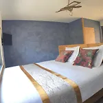 Hotel Occitana