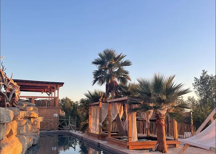 Hotel Occitana Calvisson